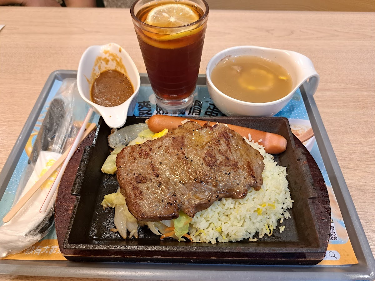 Cafe De Coral in Tsuen Wan