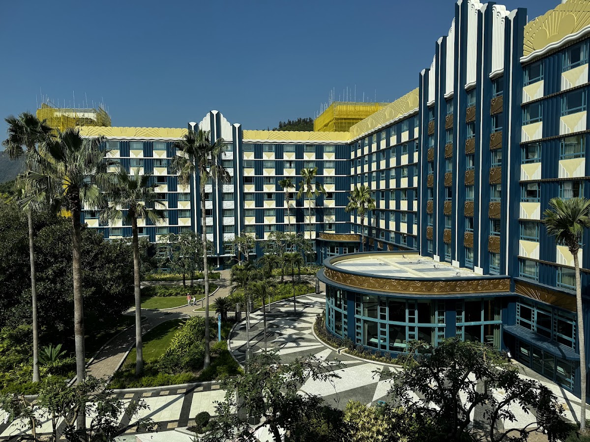 Disney's Hollywood Hotel in Islands