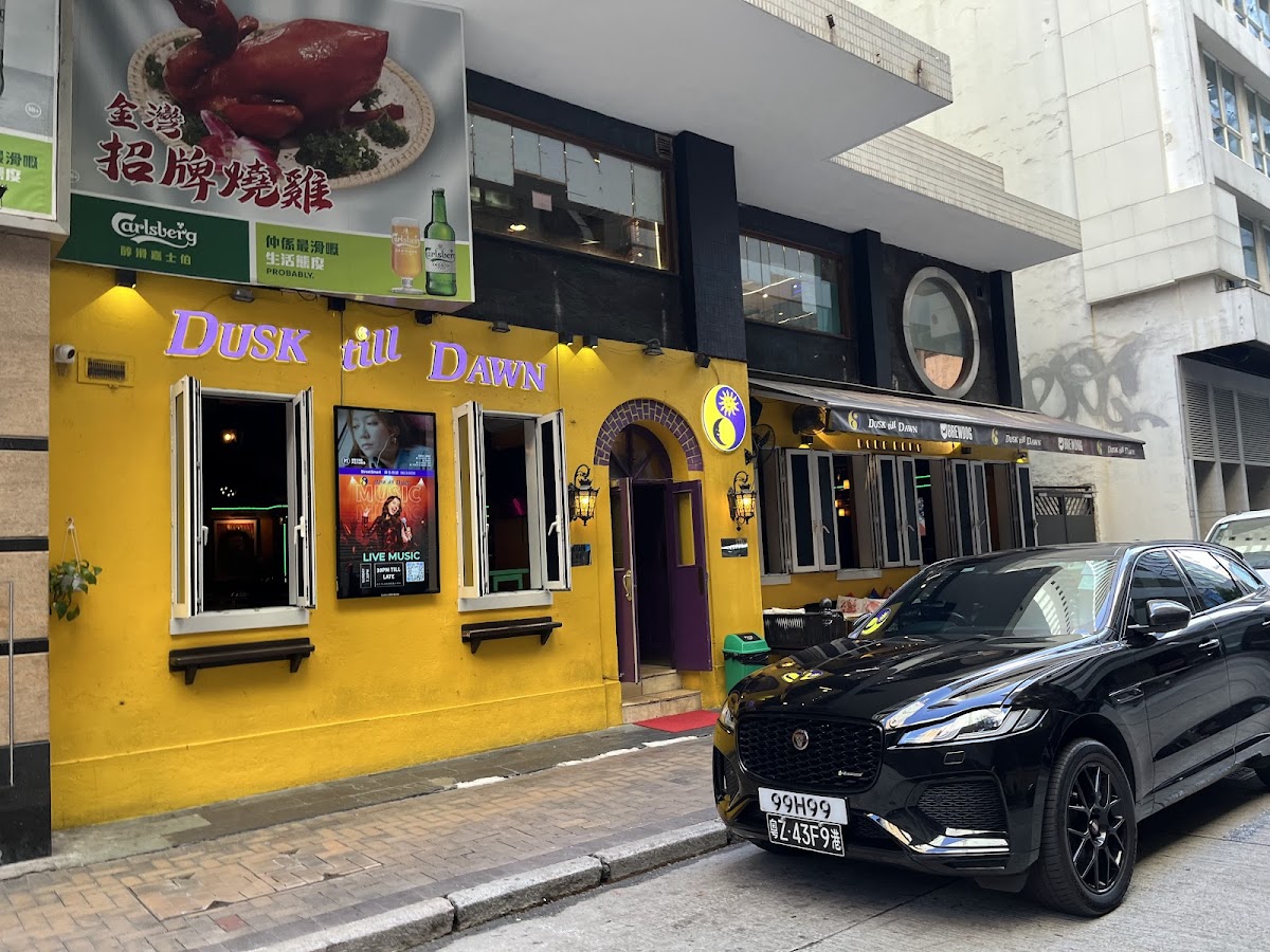 Dusk Till Dawn in Wan Chai