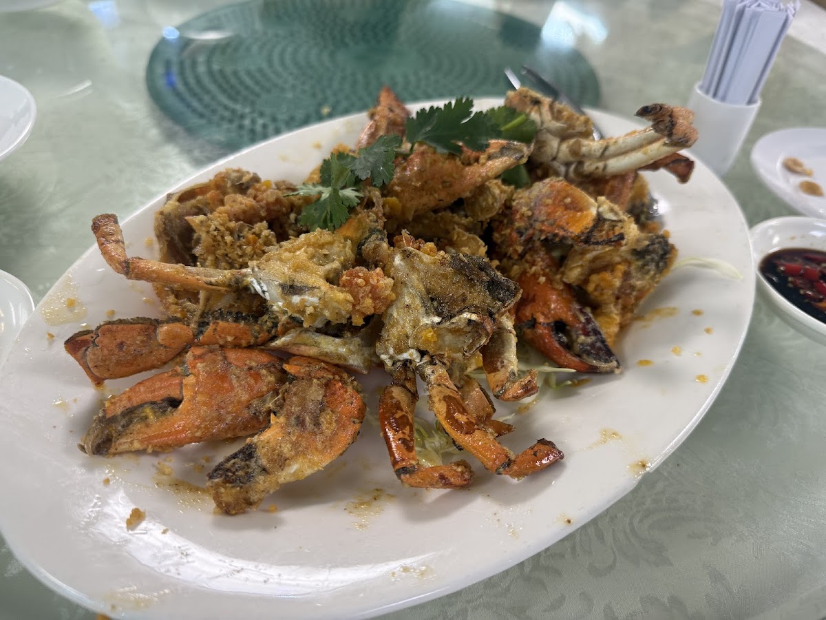 Happy Seafood Restaurant in Yuen Long