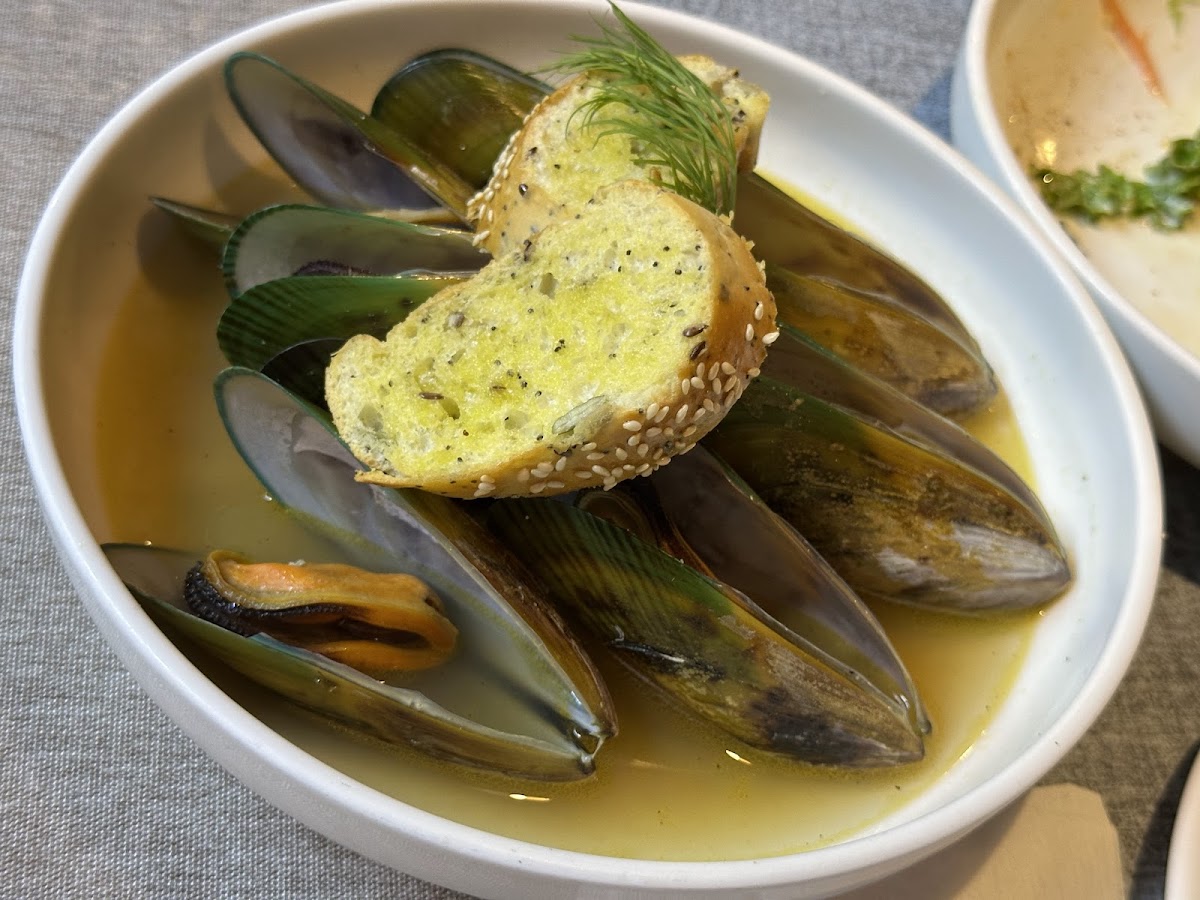 Lobster Une Seafood Specialty Store Restaurant in Sai Kung