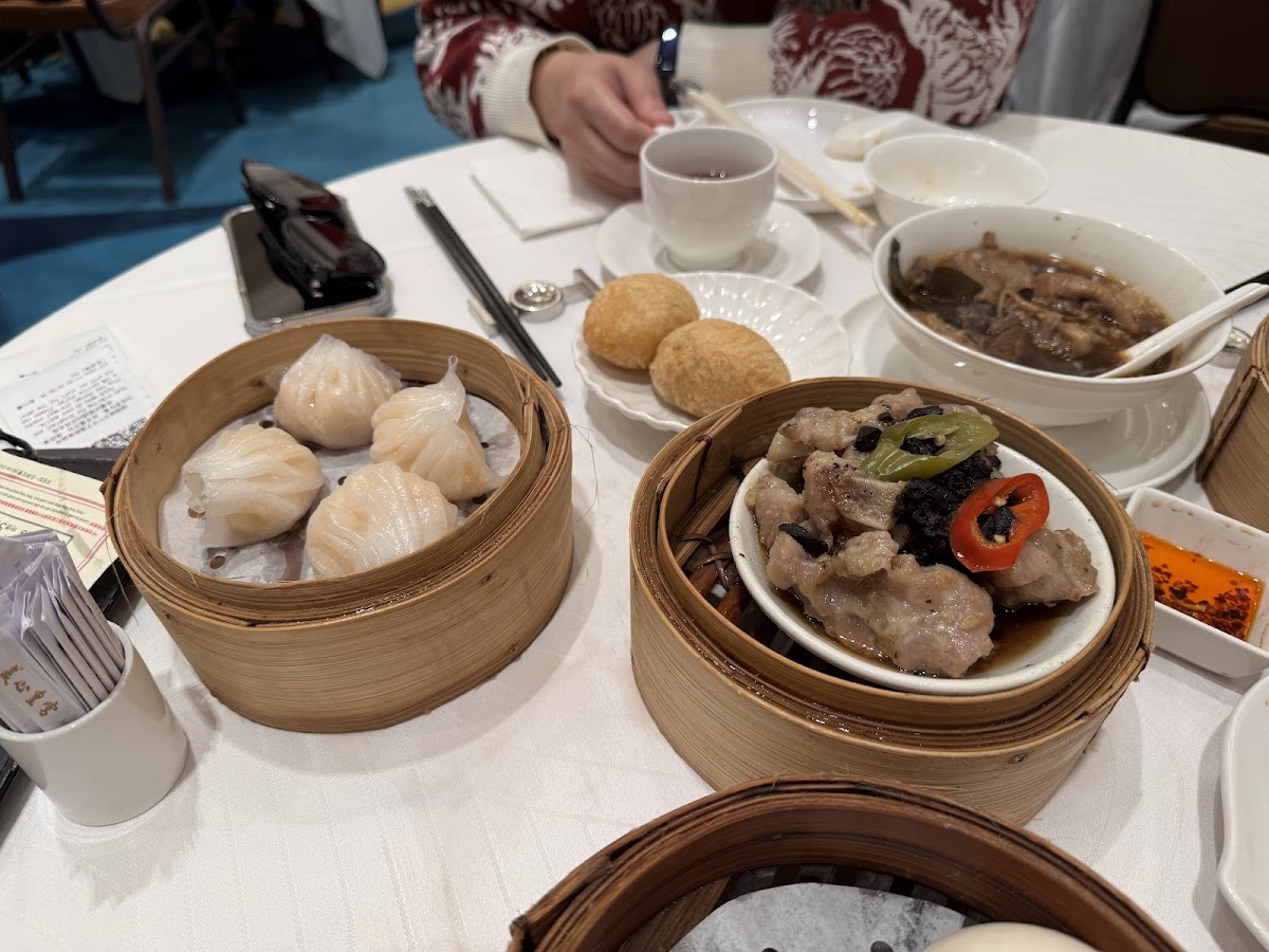 Maxim's Palace in Tsuen Wan
