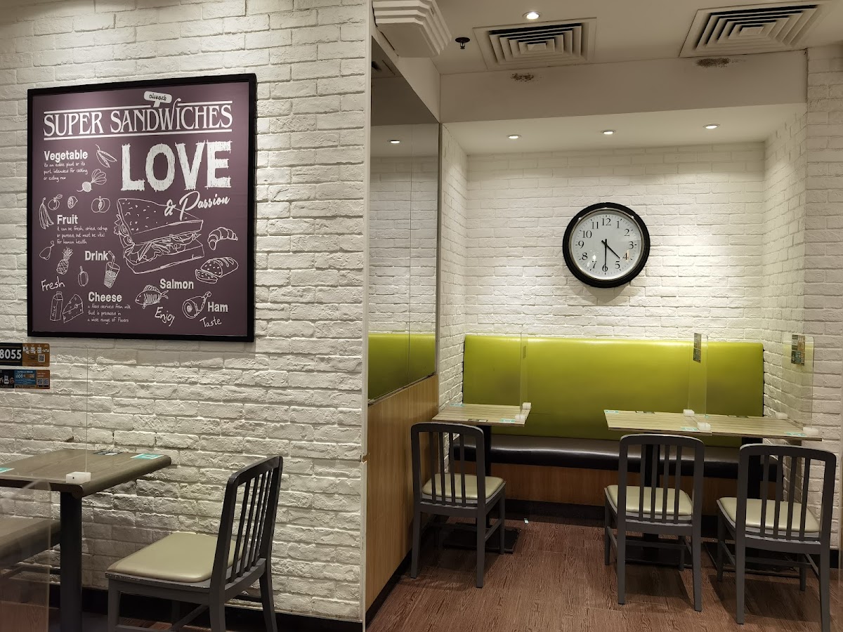 Oliver's Super Sandwiches in Mong Kok