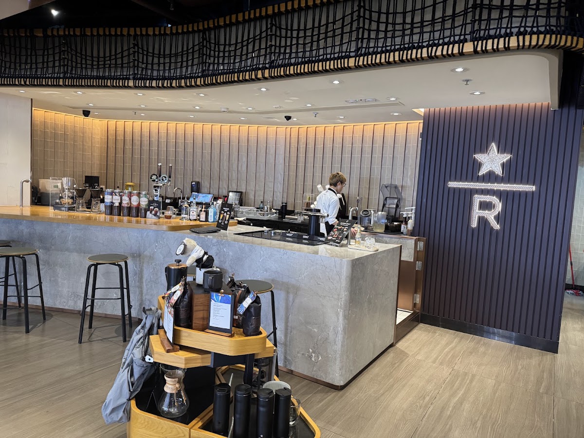 Starbucks Coffee in Kowloon City