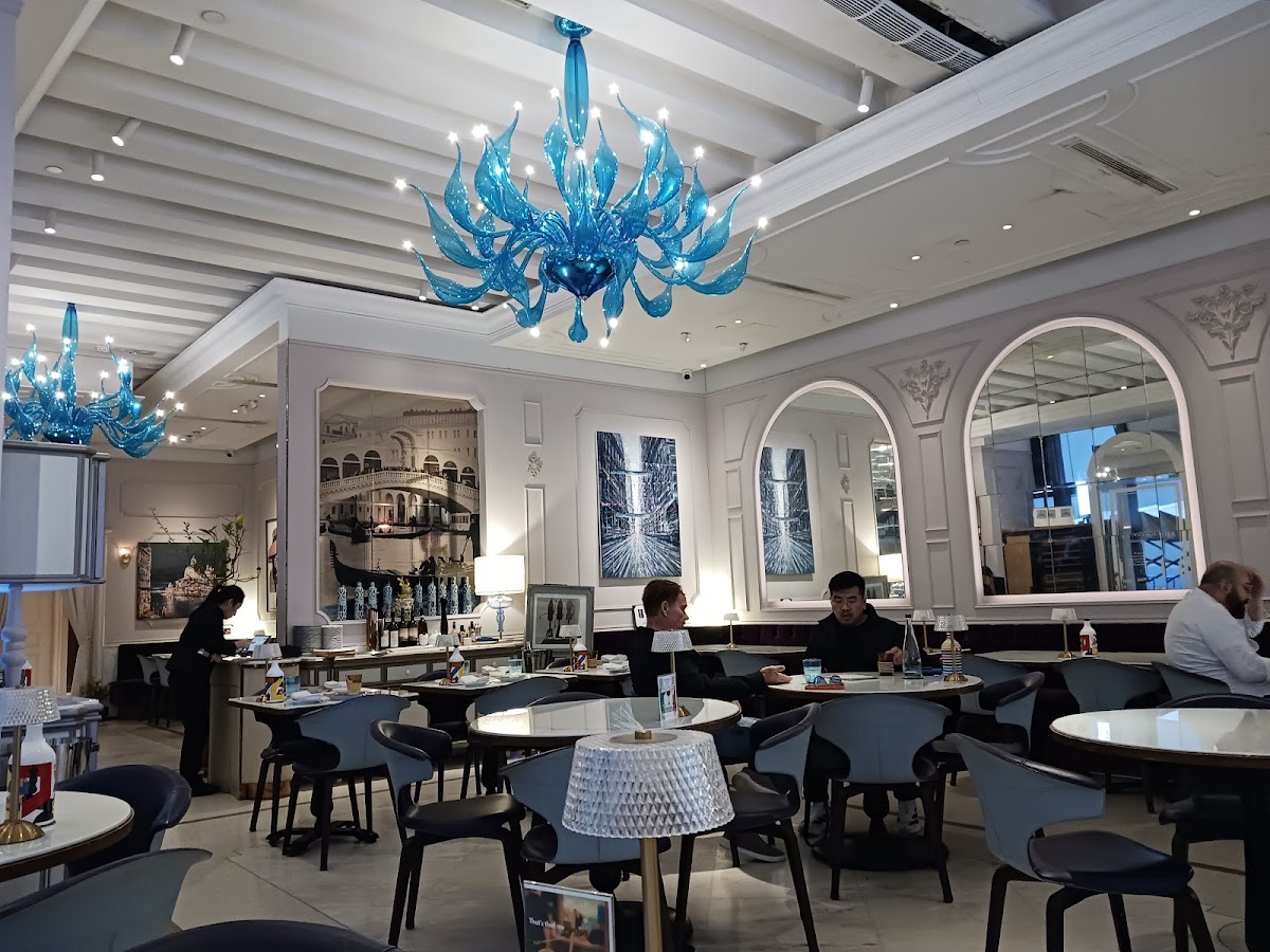 Venedia Grand Caffe in Central/Western