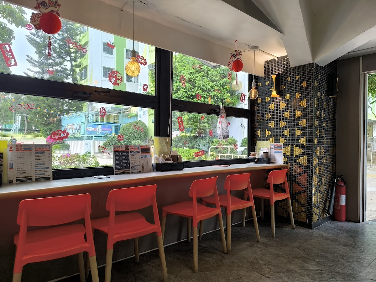 新翠華咖啡小食 in Sha Tin